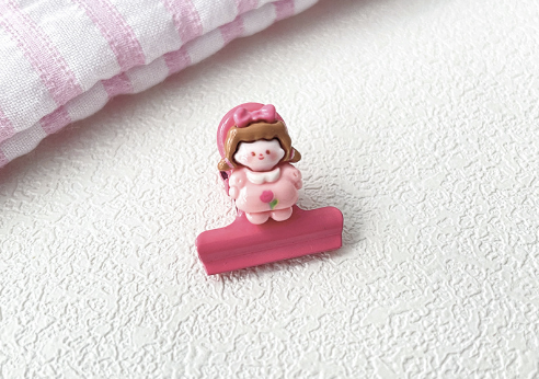WANLI Cute cartoon metal clip