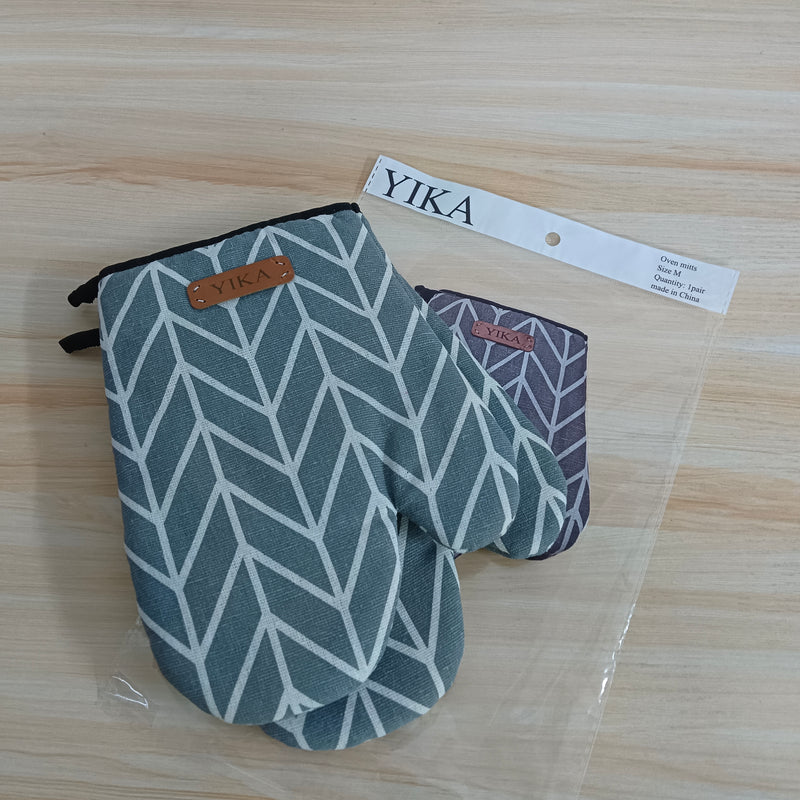 Yika® Thick insulated oven mitts