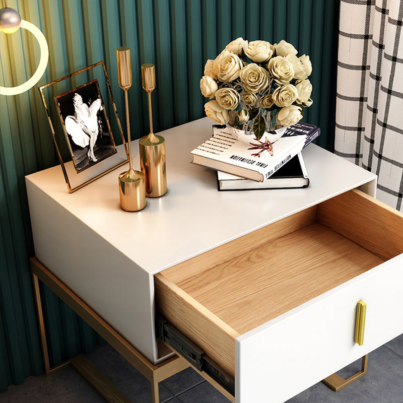 Brescia White MDF Nightstands 19.68&