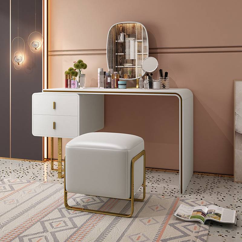 Dueville Beige Makeup Vanity with Stools 31.49"D